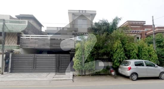 1 Kanal House Is Available For Sale In Awan Town Rizwan Block Lahore