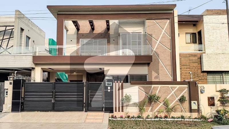 KNOCK Marketing Offer 10 Marla Modern Design House For Sale in Phase 8 air avenue Block N