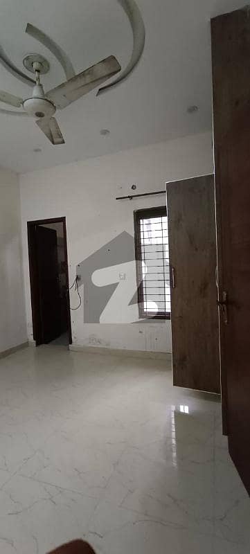 ہائی کورٹ سوسائٹی فیز 2 ہائی کورٹ سوسائٹی لاہور میں 3 کمروں کا 8 مرلہ بالائی پورشن 37 ہزار میں کرایہ پر دستیاب ہے۔