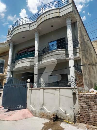 ایوب نیشنل پارک راولپنڈی میں 4 کمروں کا 6 مرلہ مکان 1.65 کروڑ میں برائے فروخت۔