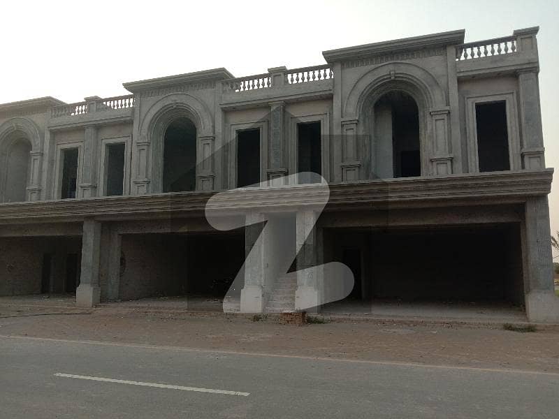 Shop For sale In Rs. 11,300,000