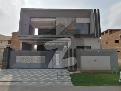 To sale You Can Find Spacious Prime Location House In Wapda Town Phase 1 - Block E
