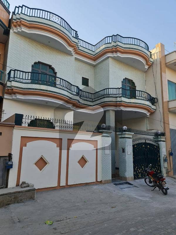 6 Marla House In Central Faisal Colony For sale