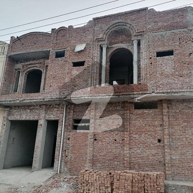 دیپالپور روڈ اوکاڑہ میں 3 کمروں کا 2 مرلہ مکان 50 لاکھ میں برائے فروخت۔