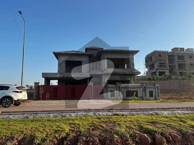 1Kanal Grey Structure For Sale E block