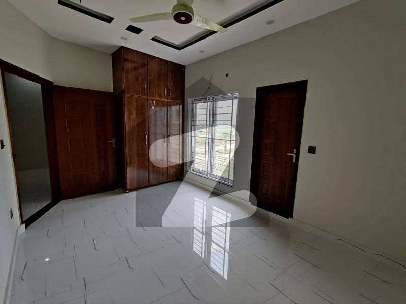 A House Of 5 Marla In Rs. 16,500,000