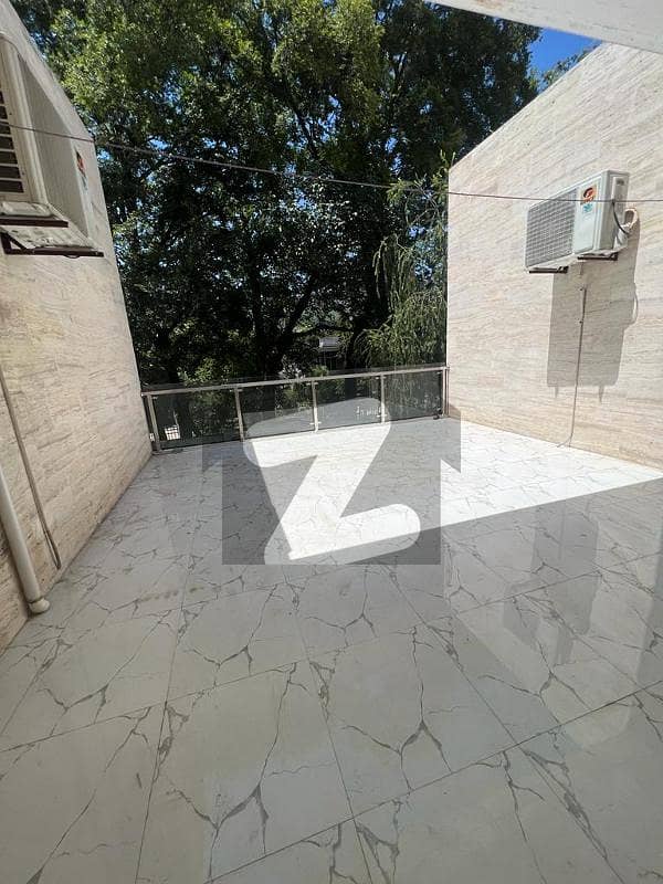 Luxurious House On Extremely Prime Location Available For Rent In Islamabad