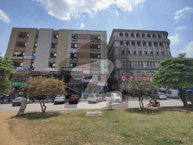 440 Sqft PAIR Shops For Sale On Ground Floor Of Khyber Plaza-4