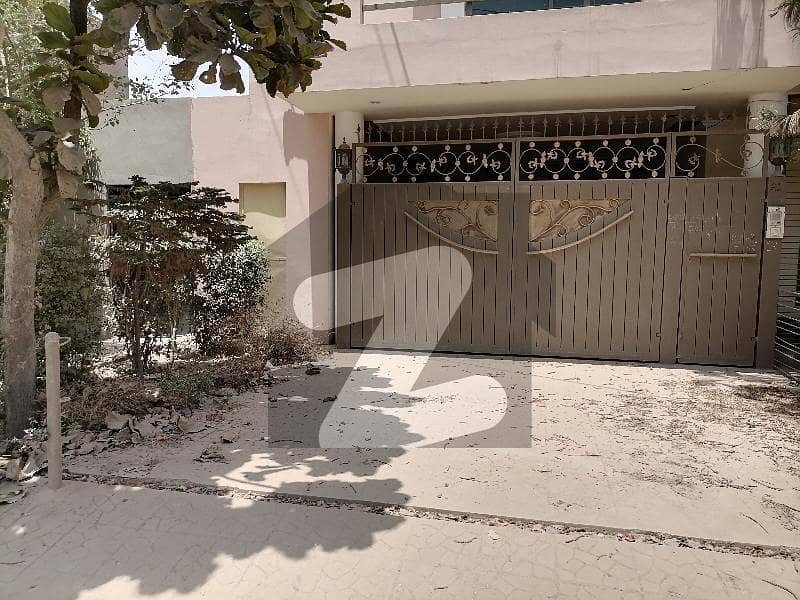 This Is Your Chance To Buy Prime Location House In Farid Town