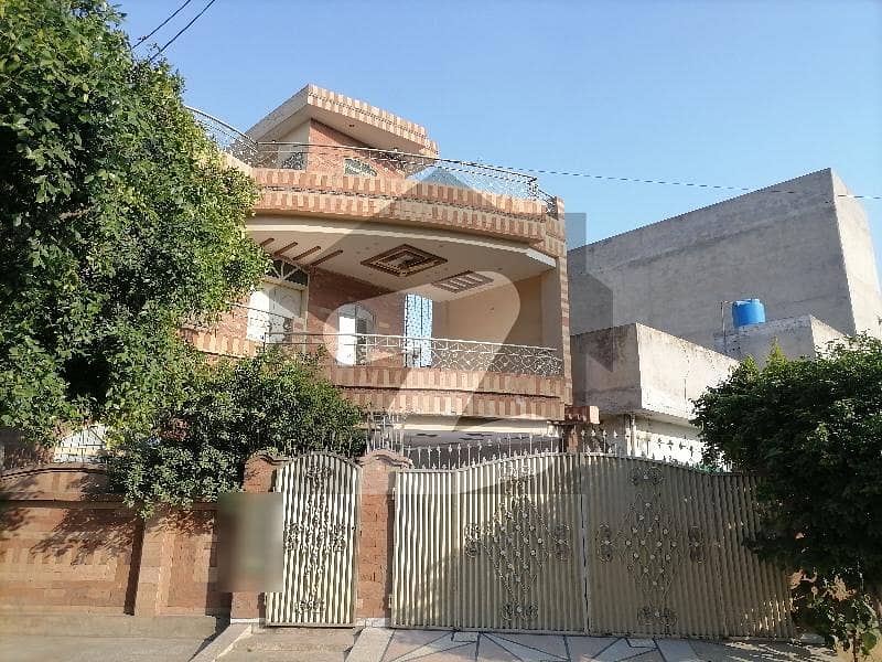 House In Marghzar Officers Colony For sale Marghzar Officers Colony