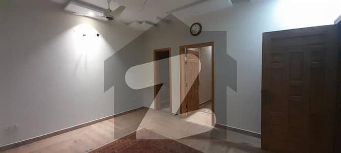 1 Kanal Lower Portion For Rent In Nishter Block Sactor E Bahria Town Lahore