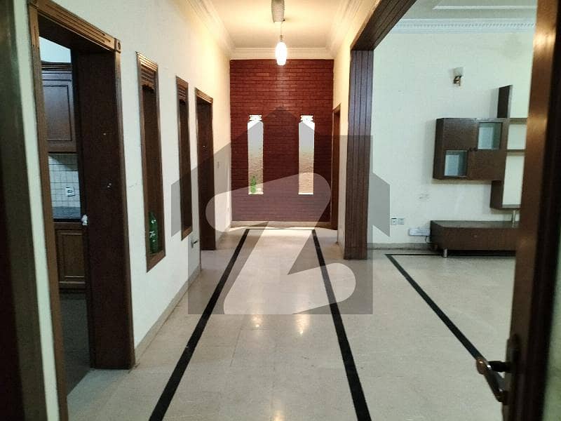 1 Kanal Upper Portion Available For Rent Ground Floor Locked Fully Independent