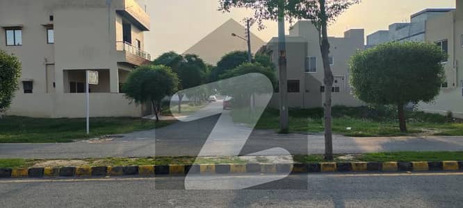 10 MARLA LOW PRICE IDEAL LOCATION PLOT FOR SALE IN DHA RAHBER 11