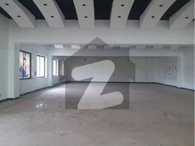 4000 Sq Ft Commercial Hall Is Available For Rent