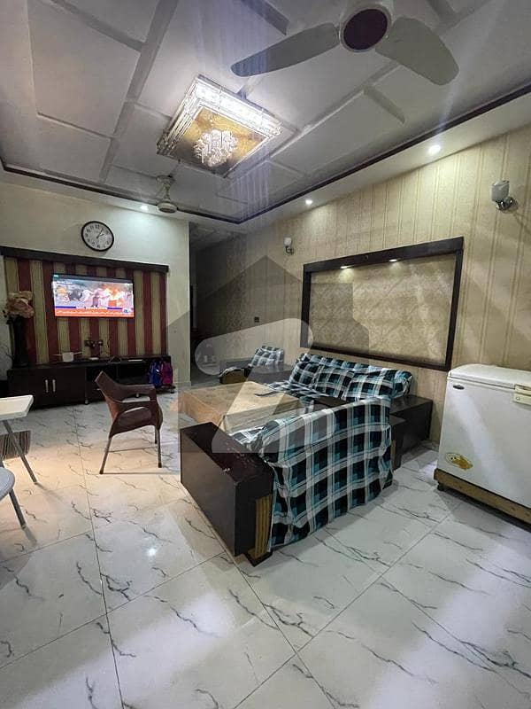 پی سی ایس آئی آر سٹاف کالونی لاہور میں 6 کمروں کا 1 کنال مکان 1.45 لاکھ میں کرایہ پر دستیاب ہے۔