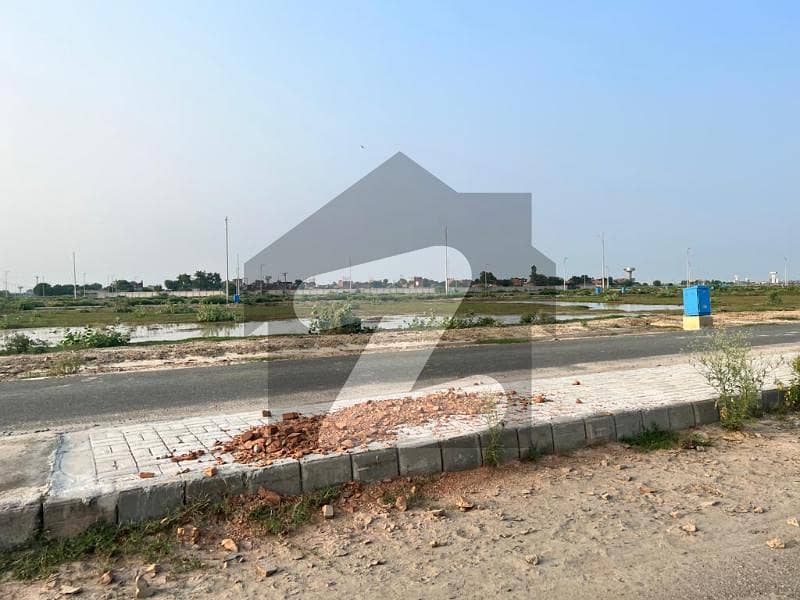 4 Marla Commercial nearby 204 CCA5 plot for sale