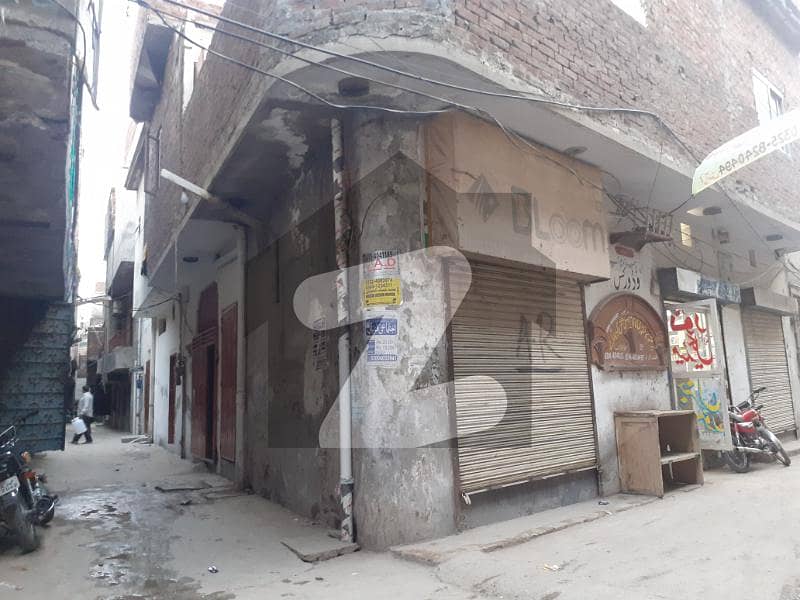ڈھولنوال لاہور میں 7 کمروں کا 6 مرلہ مکان 3.6 کروڑ میں برائے فروخت۔