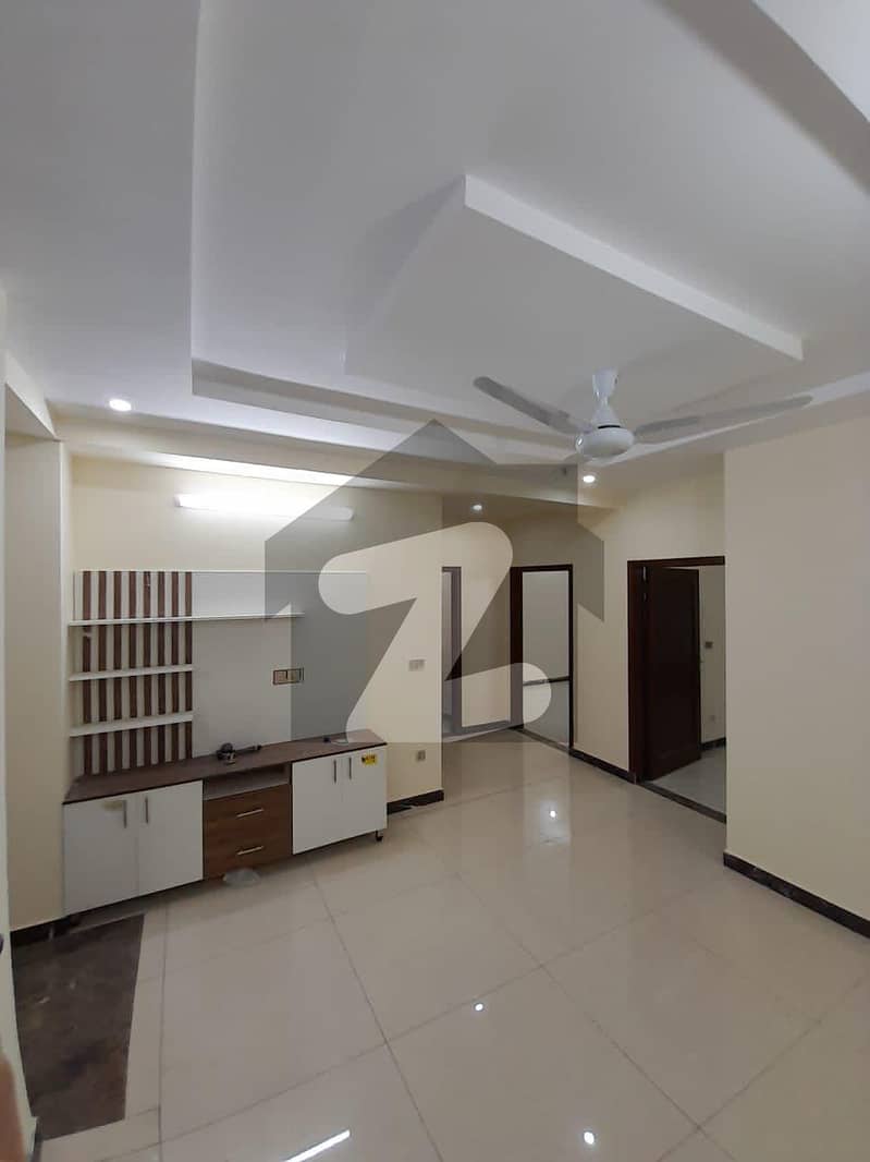 1067 SQFT 3 BED APARTMENT AVAILABLE FOR SALE