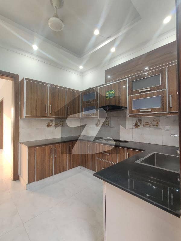 DHA Phase 6 1 Kanal full house silghty use 6 bed room double tv lonch ...