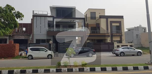 Prime 5 Marla Plot With Possession In Lake City Sector M 7 C 2, Lahore