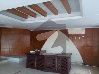 مین بلیوارڈ گلبرگ گلبرگ,لاہور میں 4 کمروں کا 1 کنال دفتر 3.75 لاکھ میں کرایہ پر دستیاب ہے۔ مین بلیوارڈ گلبرگ گلبرگ,لاہور میں 4 کمروں کا 1 کنال دفتر 3.75 لاکھ میں کرایہ پر دستیاب ہے۔