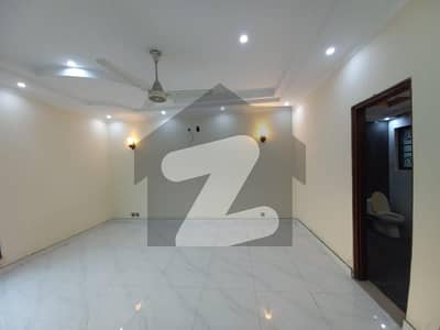 5 Beds Slightly Used 10 Marla House For Sale Located In Shaheen Block Bahria Town Lahore