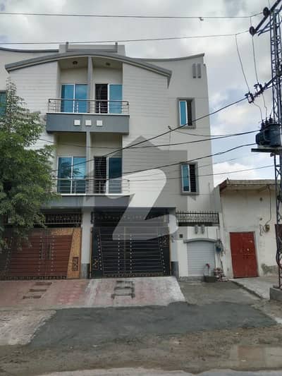 House In Farid Town For sale