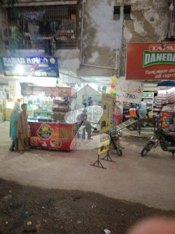 گلستانِِ جوہر ۔ بلاک 17 گلستانِ جوہر,کراچی میں 1 مرلہ دکان 2.75 کروڑ میں برائے فروخت۔