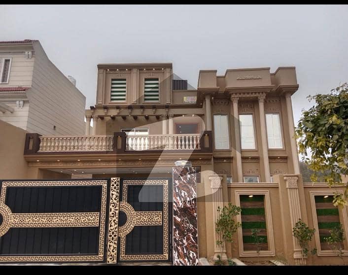 ASALAMUALIKUM Nash E Maan Iqbal Phase 2 # 1 Kanal Brand New House For Sale