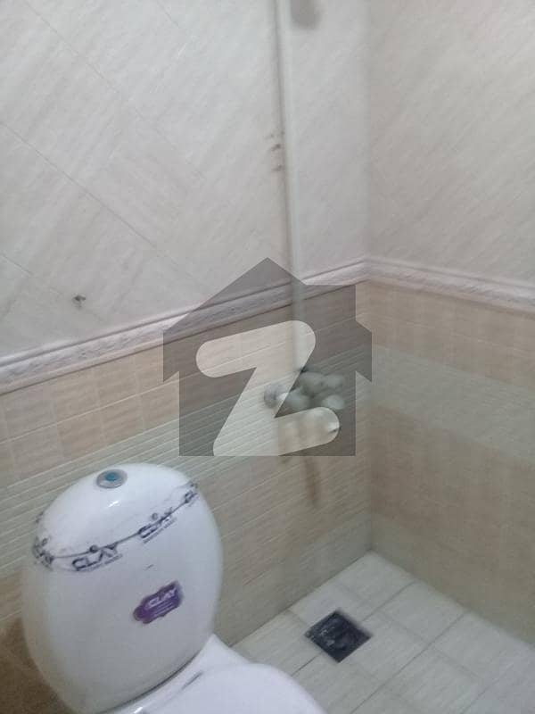 ڈیفینس ویو سوسائٹی کراچی میں 2 کمروں کا 5 مرلہ زیریں پورشن 35.0 ہزار میں کرایہ پر دستیاب ہے۔