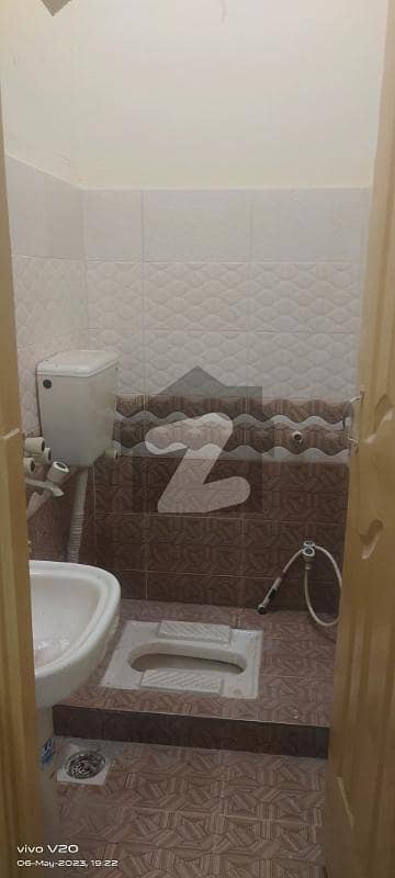 رائل سٹی فیصل آباد میں 3 کمروں کا 2 مرلہ مکان 42.0 لاکھ میں برائے فروخت۔