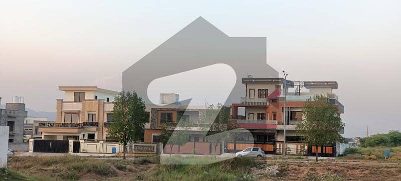 Monthly instalment 20000 11 Marla Plot File Available For Sale Roshan Pakistan E-16 Islamabad