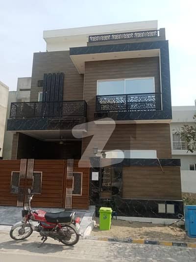 5 Marla Triple Storey House For Sale In Etihad Town Phase 1 Block B