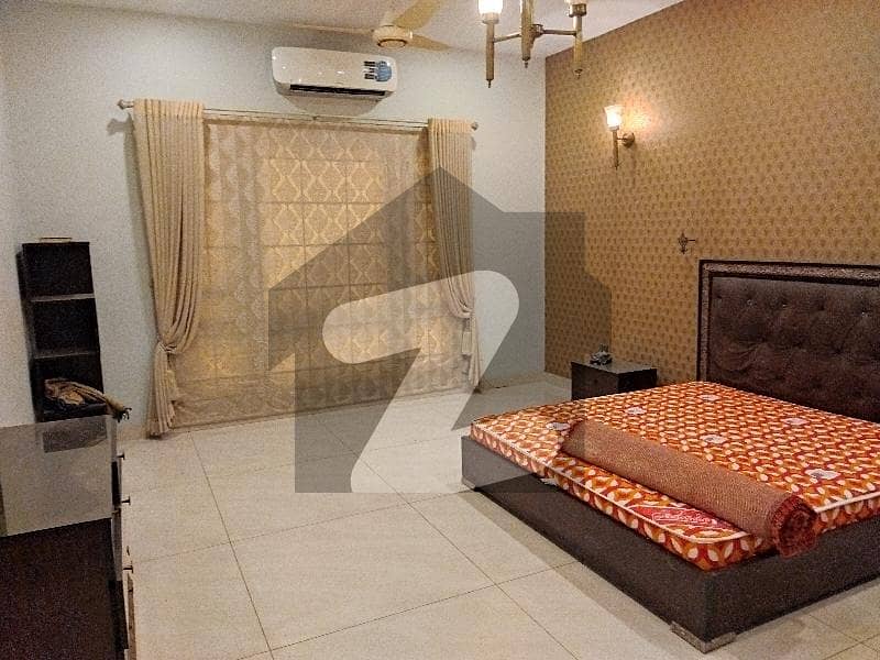 شاہراہِ فیصل کراچی میں 5 کمروں کا 1 کنال مکان 8.5 لاکھ میں کرایہ پر دستیاب ہے۔
