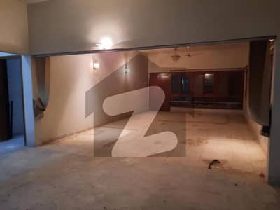 ٹیپو سلطان روڈ کراچی میں 6 کمروں کا 1 کنال مکان 6.5 لاکھ میں کرایہ پر دستیاب ہے۔