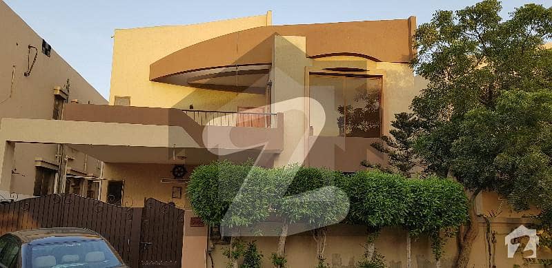 نیوی ہاؤسنگ سکیم کارساز کراچی میں 5 کمروں کا 14 مرلہ مکان 12.0 کروڑ میں برائے فروخت۔