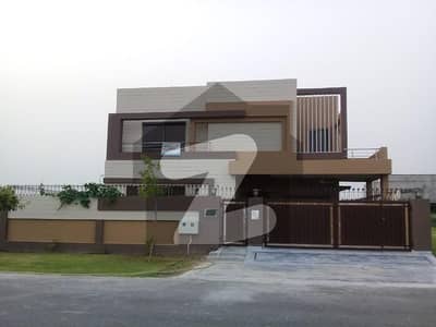 1 Kanal Ideal House Available For Rent Golden Opportunity For Future Investment Near Huge Park