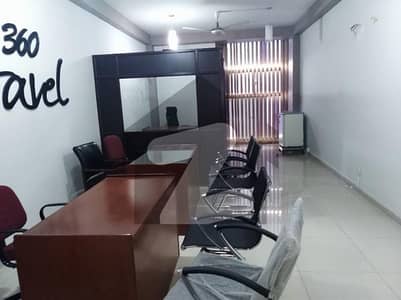 الحفیظ ہائٹس مین بلیوارڈ گلبرگ,گلبرگ,لاہور میں 1 کمرے کا 3 مرلہ دفتر 45.0 ہزار میں کرایہ پر دستیاب ہے۔