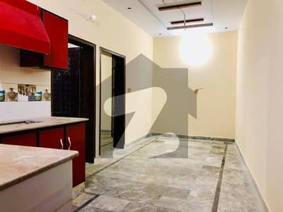 3 Marla Flat For Sale On Jail Road Lahore