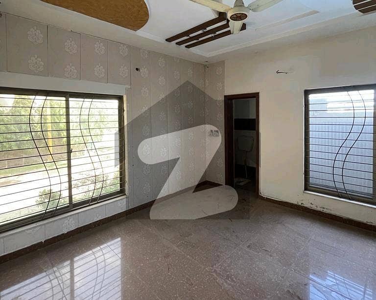 Perfect 7 Marla House In Khayaban Gardens For sale