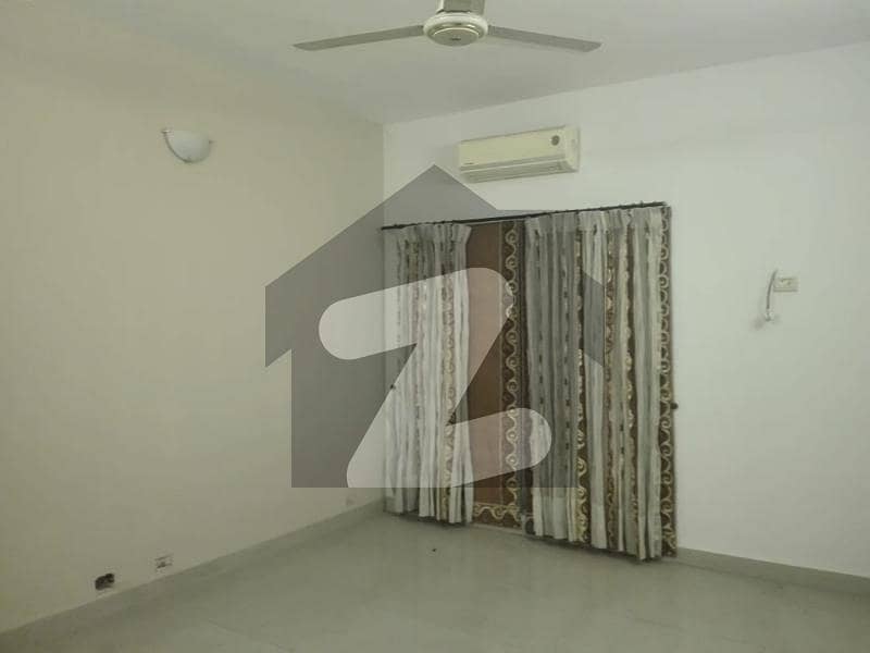 الحمد کالونی (اے آئی ٹی) لاہور میں 3 کمروں کا 3 مرلہ مکان 90.0 لاکھ میں برائے فروخت۔