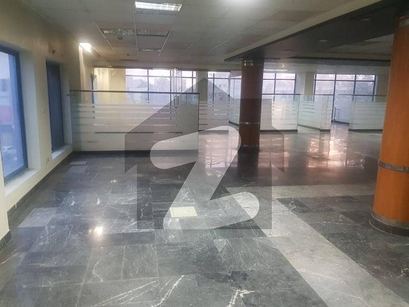 10000 Sq Ft Commercial Building Is Available For Rent