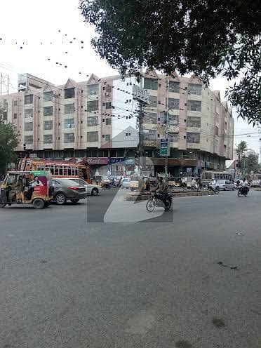 مسکان چورنگی کراچی میں 8 مرلہ دکان 1.5 لاکھ میں کرایہ پر دستیاب ہے۔
