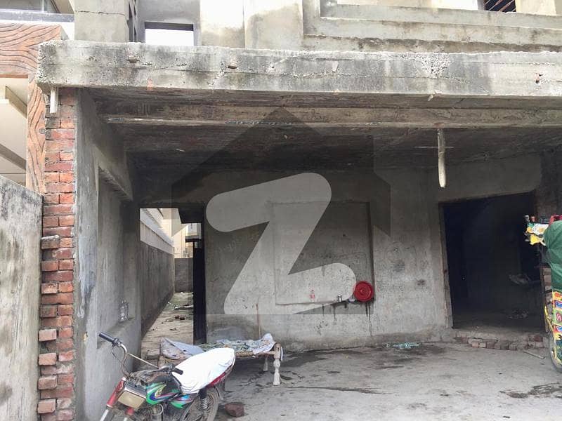 1 Kanal Well Constructed Main Boulevard Grey Structure House Near Park Is For Sale In Johar Town Phase 1 - Block E2 Lahore
