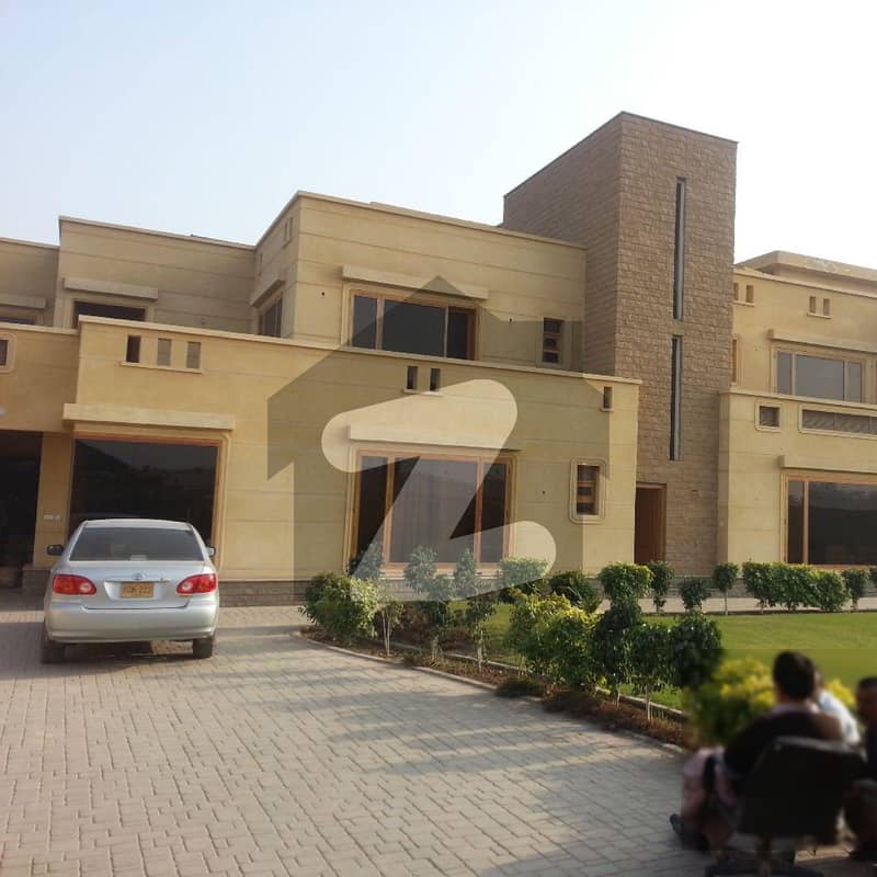 پی ای سی ایچ ایس بلاک 3 پی ای سی ایچ ایس,جمشید ٹاؤن,کراچی میں 10 کمروں کا 4 کنال مکان 55.0 کروڑ میں برائے فروخت۔