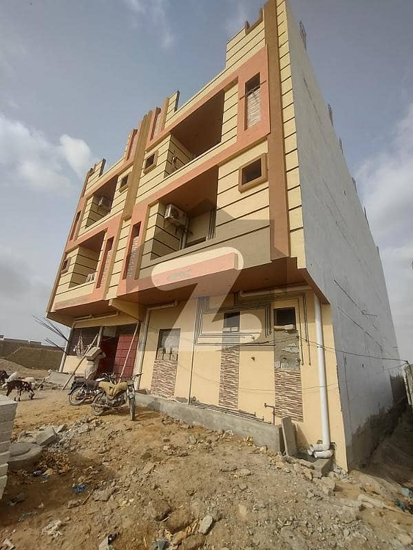 سُرجانی ٹاؤن - سیکٹر 4سی سُرجانی ٹاؤن,گداپ ٹاؤن,کراچی میں 2 کمروں کا 4 مرلہ فلیٹ 46.0 لاکھ میں برائے فروخت۔