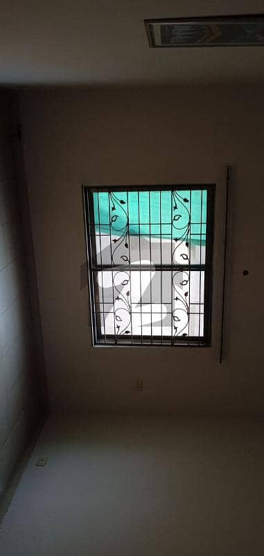 10 Marla 05 Bedroom House Available For Rent In Askari 10 Sector D Lahore Cantt