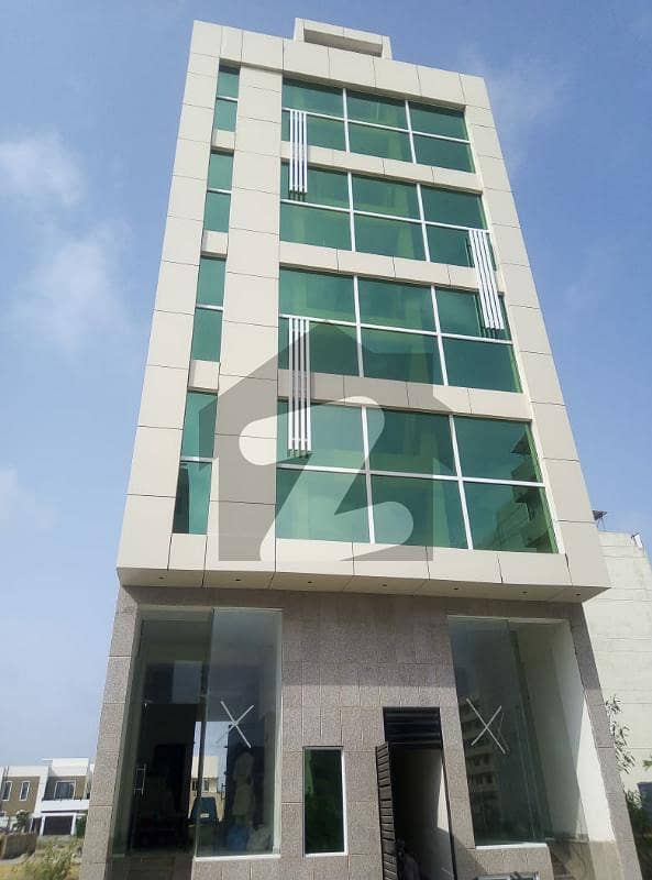 ڈی ایچ اے فیز 8 ڈی ایچ اے ڈیفینس,کراچی میں 4 مرلہ عمارت 13.5 کروڑ میں برائے فروخت۔
