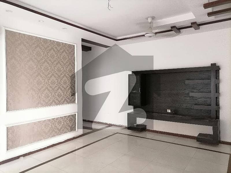 2250 Square Feet Upper Portion For Rent In Beautiful Eme Society - Block A