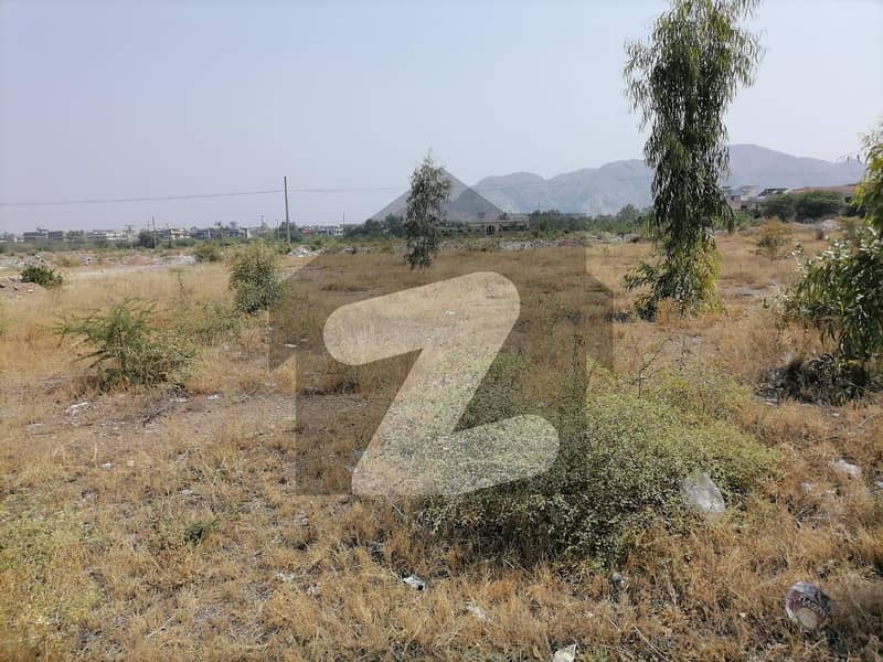 Ready To sale A Residential Plot 1 Kanal In Hayatabad Phase 7 - E4 Peshawar